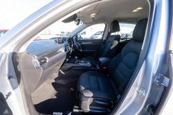 2017 Mazda
                CX-5 Maxx Sport