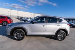2017 Mazda
                CX-5 Maxx Sport