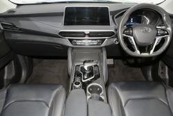 2023 LDV
D90 Executive