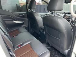2020 Nissan Navara N-TREK D23 Series 4 4X4 Dual Range White Diamond