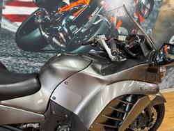 2014 Kawasaki 1400 GTR ABS (K-ACT) MAGNESIUM GREY