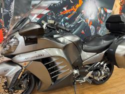 2014 Kawasaki 1400 GTR ABS (K-ACT) MAGNESIUM GREY