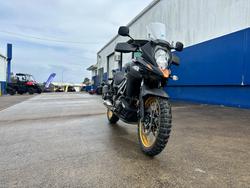 2024 Suzuki V-STROM 650XT (DL650XA) Black/ GOLD