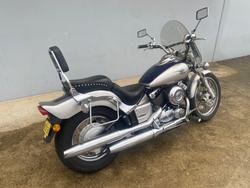 2005 Yamaha XVS650 V-STAR CUSTOM Blue