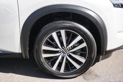 2024 Nissan
                Pathfinder Ti-L