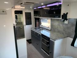 2018 Essential Caravans Grant Cruiser V3