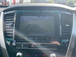 2022 Mitsubishi
Pajero Sport GLX