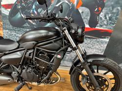 2025 Kawasaki ELIMINATOR METALLIC SPARK BLACK
