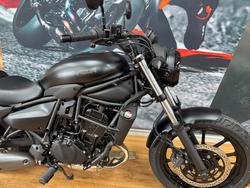 2025 Kawasaki ELIMINATOR METALLIC SPARK BLACK