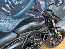 2025 Kawasaki ELIMINATOR METALLIC SPARK BLACK