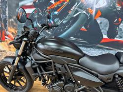 2025 Kawasaki ELIMINATOR METALLIC SPARK BLACK