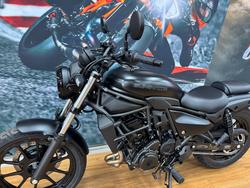 2025 Kawasaki ELIMINATOR METALLIC SPARK BLACK