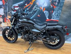 2025 Kawasaki ELIMINATOR METALLIC SPARK BLACK