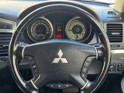 2019 Mitsubishi Pajero GLX