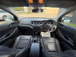 2016 Hyundai Tucson Active X TL Pure White