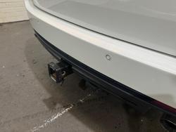 2016 Holden Commodore SV6 Black VF Series II MY16 Heron White