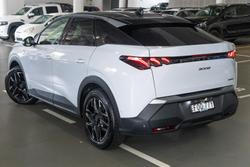 2024 Peugeot 3008 GT Premium Hybrid