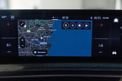 2024 Peugeot 3008 GT Premium Hybrid P64 MY25 Okenite White