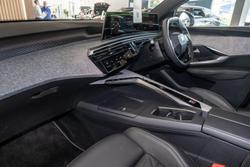 2024 Peugeot 3008 GT Premium Hybrid P64 MY25 Okenite White