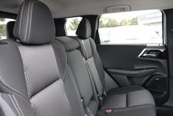 2025 Mitsubishi Outlander LS