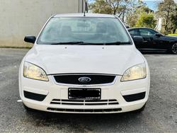 2005 Ford Focus CL LS Satin White