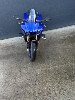 2025 Yamaha YZF-R1 BLUE