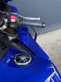 2025 Yamaha YZF-R1 BLUE
