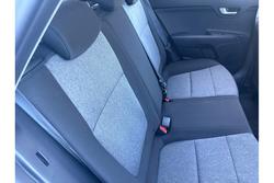 2025 Kia
                Stonic S