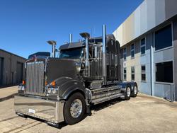 2024 Kenworth T909 Grey