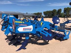 0 Farmet Digger 3N Linkage Deep Ripper With Spiked Roller BLUE
