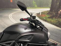 2015 DUCATI DIAVEL Black