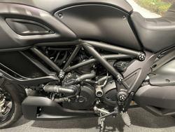 2015 DUCATI DIAVEL Black