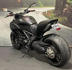 2015 DUCATI DIAVEL Black