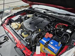 2018 Toyota Hilux SR5 GUN126R 4X4 Dual Range MAROON