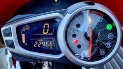2010 Triumph Speed Triple 1050 SE Speed Triple Red