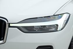 2021 Volvo XC60 B5 Momentum MY22 AWD Ice White