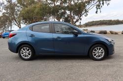 2019 Mazda
2 Maxx