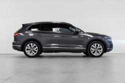 2020 Volkswagen Touareg 190TDI Premium CR MY20 Four Wheel Drive Silicone Grey