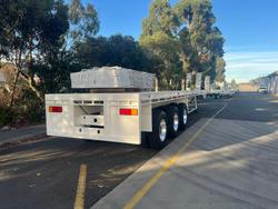 2024 GL Trailers Tri-Axle Flat Top White