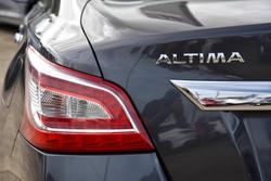 2013 Nissan Altima ST