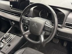 2022 Mitsubishi
Outlander Aspire