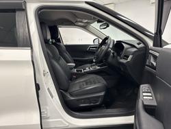 2022 Mitsubishi
Outlander Aspire