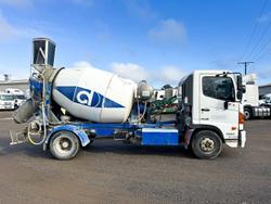 2016 Hino Fc 1022 Cement Agi Truck
