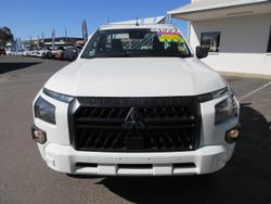 2025 Mitsubishi Triton GLX
