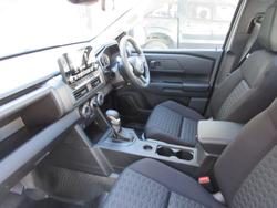 2025 Mitsubishi Triton GLX