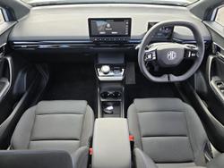 2025 MG MG4 Excite 51 125kW MEH32 MY25 Dover White
