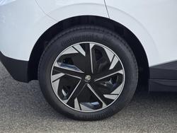 2024 MG MG4 Excite 51 125kW MEH32 MY25 Dover White