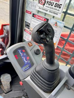 2023 Kubota Svl75-2Ch