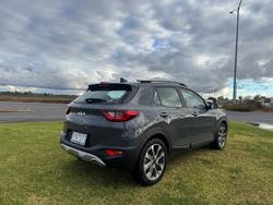 2023 Kia
                Stonic Sport