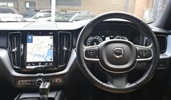 2019 Volvo XC60 D4 Momentum MY19 AWD Onyx Black